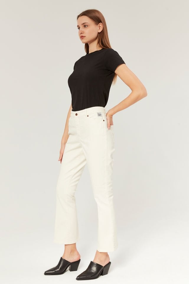 Aero Belle Black Tshirt